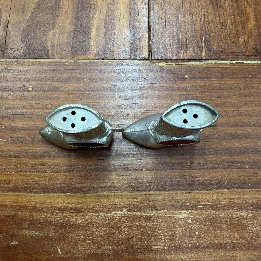Vintage Las Vegas Souvenir Salt & Pepper Shakers Silver Cowboy Boots Japan